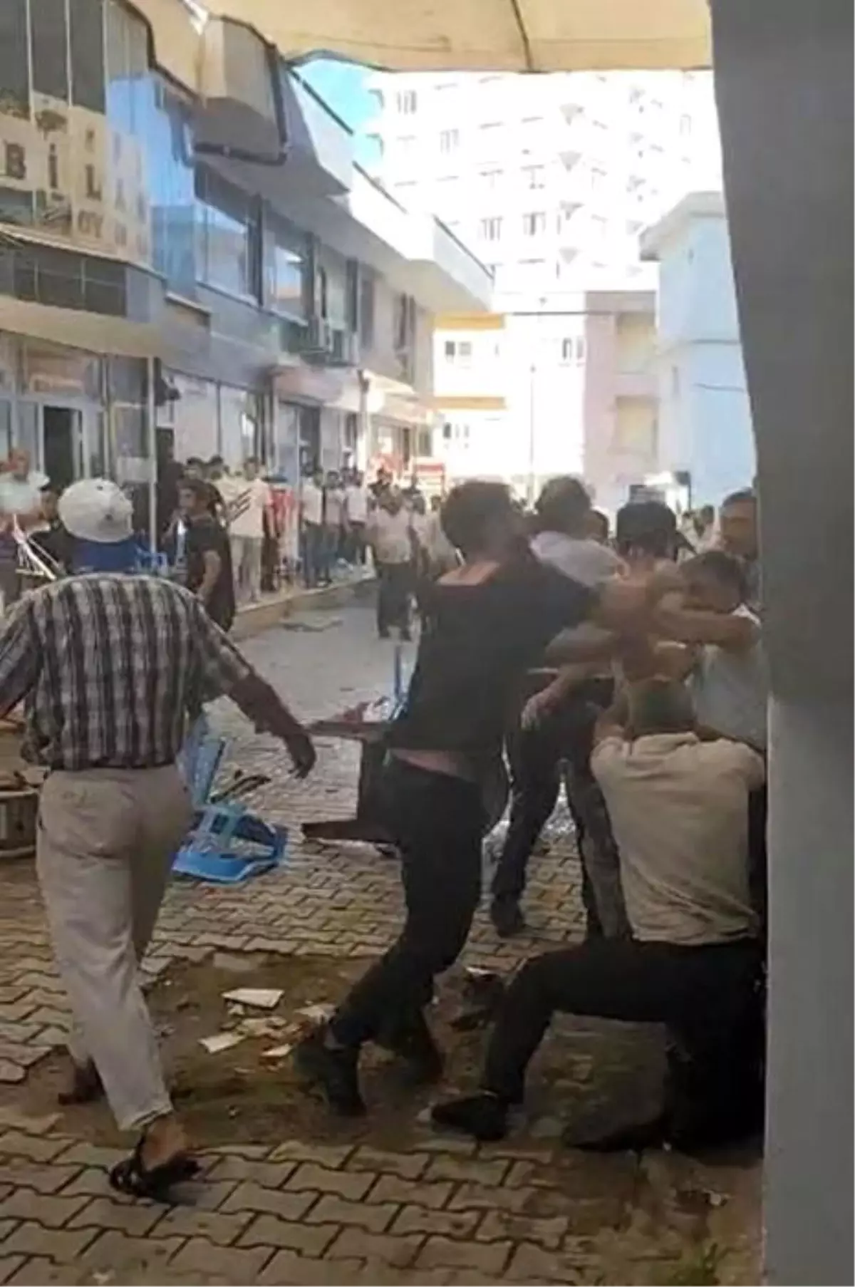 kozlukta tasli sopali kavga 6 yarali Wg2SsCVb