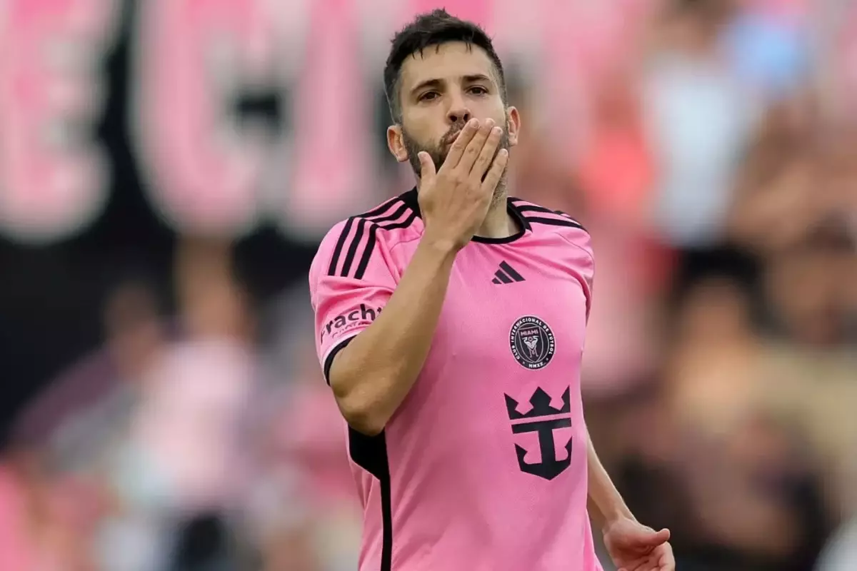 bir devir sona eriyor jordi albadan futbola veda DN36JrTD