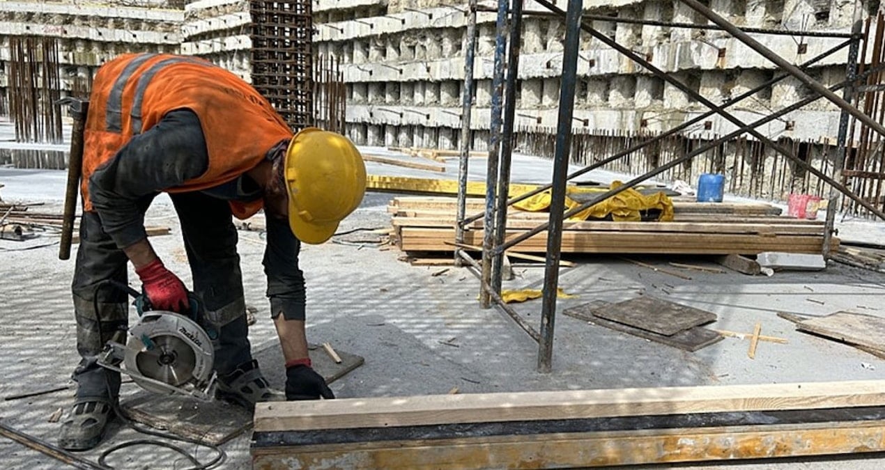 insaat uretimi agustosta azaldi YOhY68Vz.jpg