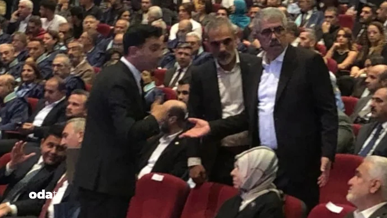 numan kurtulmus acilisi yapti diyarbakirda protokol krizi salonu terk ettiler QWEUF6jh.jpg