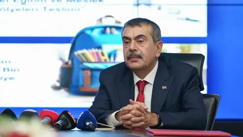 meb ile sule yuksel senler vakfi arasinda kutuphane protokolu imzalandi Uh3SP7IW.webp