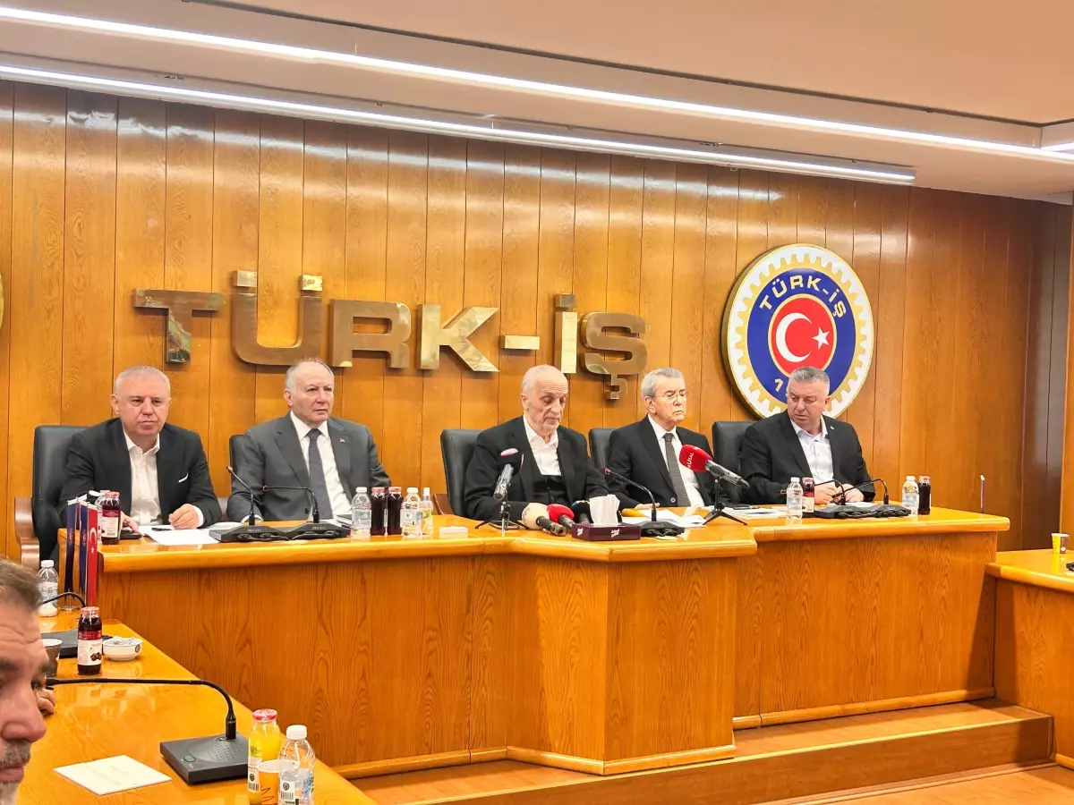 turk isten asgari ucret uyarisi sP724dAY.jpg