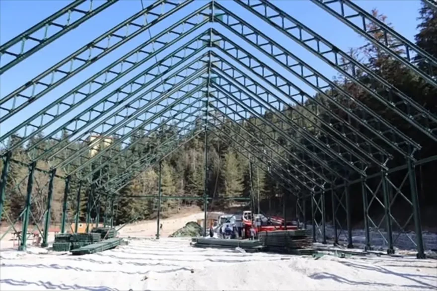 Küre’de Modern Spor Tesisinin İnşaat Çalışmaları Devam Ediyor