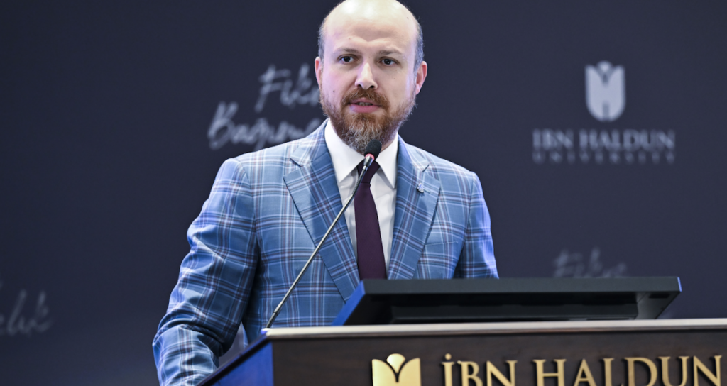 Bilal Erdoğan’dan EYT Eleştirisi: “45 Yaşında Emeklilik Kabul Edilemez”