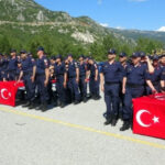 jandarmada-duygu-dolu-gun-29-engelli-birey-uniforma-giyip-yemin-etti-Dwn8lrPm