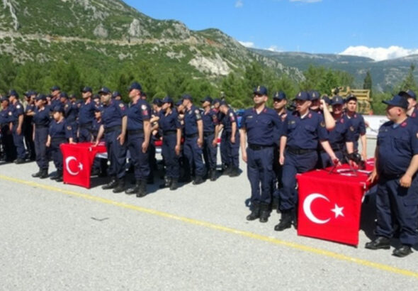 jandarmada-duygu-dolu-gun-29-engelli-birey-uniforma-giyip-yemin-etti-Dwn8lrPm