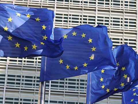 Abden googlea 890 milyon euroluk dev ceza 7FwGHl1H
