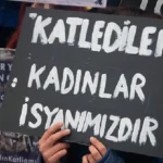 Arnavutkoyde dehset bosandigi esi ve oglunu oldurup intihar etti njUWTL8G