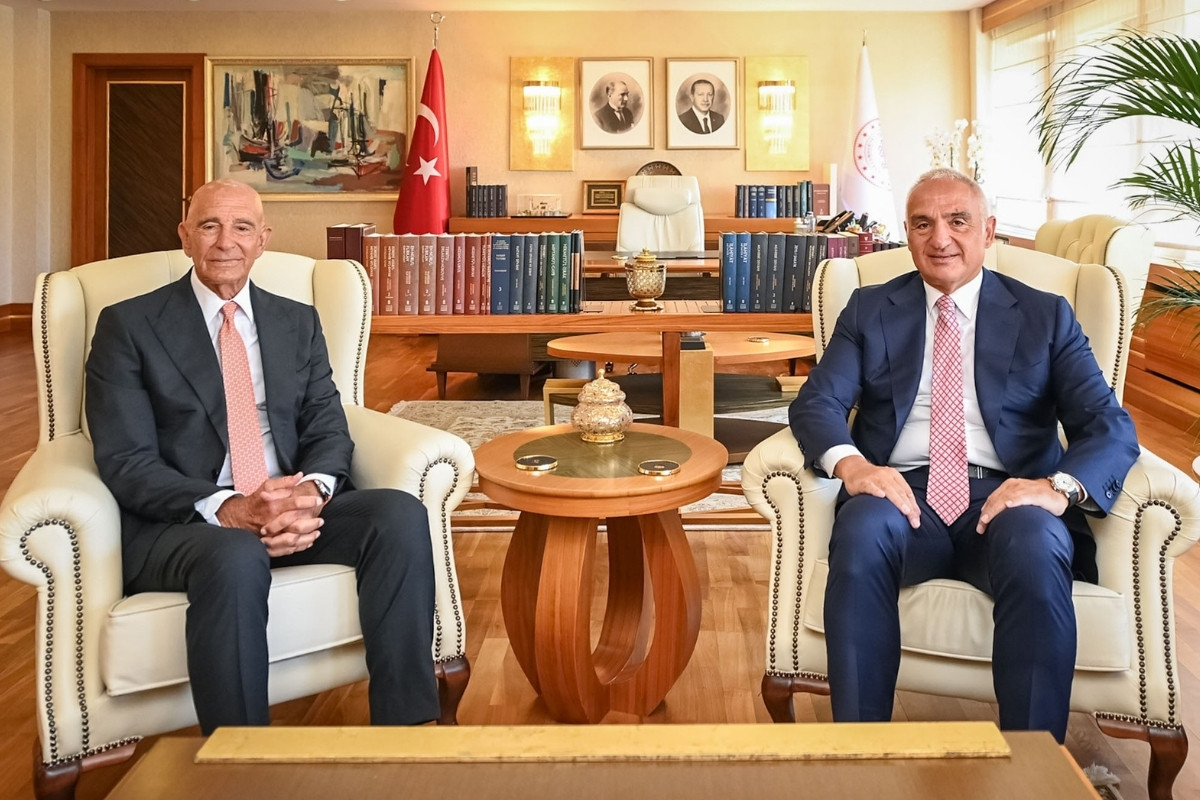 Kultur ve turizm bakani mehmet nuri ersoy abd buyukelcisi tom barracki kabul etti DFbzsx1Q